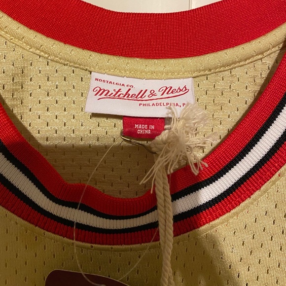 Jordan Mitchell & Ness Jersey - Picture 5 of 7